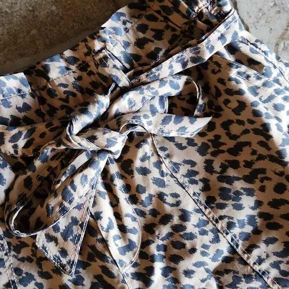 NWT aerie tan and black leopard print shorts size womans xs - Picture 7 of 9